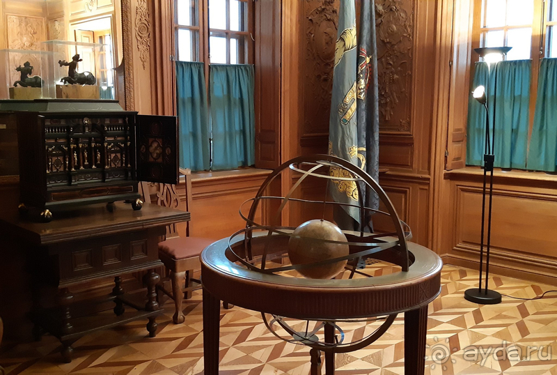 Санкт-Петербург, Россия.  Петергофский дворец.