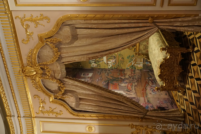 Санкт-Петербург, Россия.  Петергофский дворец.