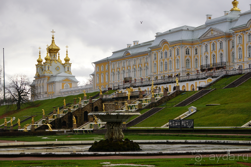 Санкт-Петербург, Россия.  Петергофский дворец.