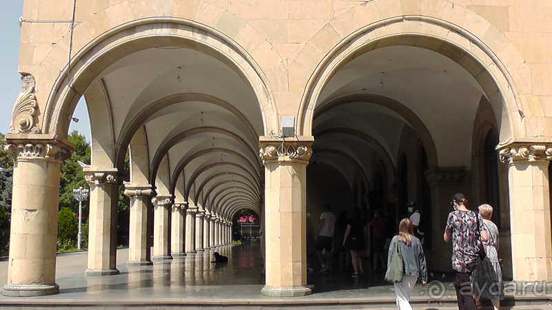 Грузия. Попала в Грузию в карантин и я попала…г.Гори, музей В. И. Сталина.