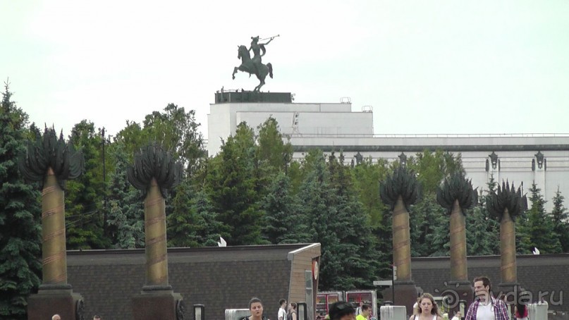 Москва-всё в этом слове! Часть I - Арбат, Бородинская панорама, Храм Спасителя, Кремль и Кр.площадь