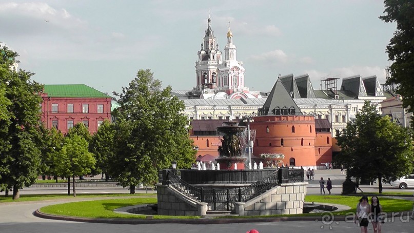 Москва-всё в этом слове! Часть I - Арбат, Бородинская панорама, Храм Спасителя, Кремль и Кр.площадь