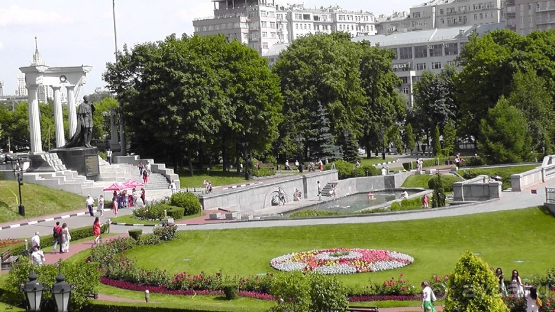 Москва-всё в этом слове! Часть I - Арбат, Бородинская панорама, Храм Спасителя, Кремль и Кр.площадь