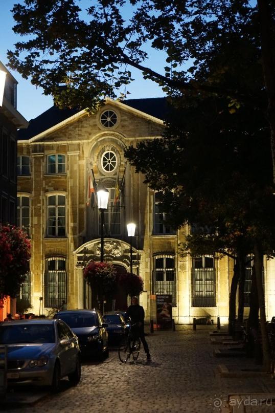 Антверпен, Бельгия. «Гулять, так гулять!». 6 часов, 6 часов - это много или мало?