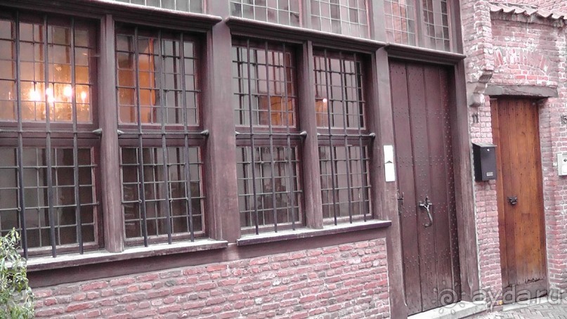 Антверпен, Бельгия. «Гулять, так гулять!». 6 часов, 6 часов - это много или мало?