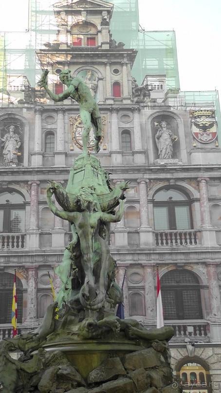 Антверпен, Бельгия. «Гулять, так гулять!». 6 часов, 6 часов - это много или мало?