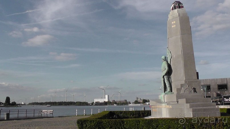 Антверпен, Бельгия. «Гулять, так гулять!». 6 часов, 6 часов - это много или мало?