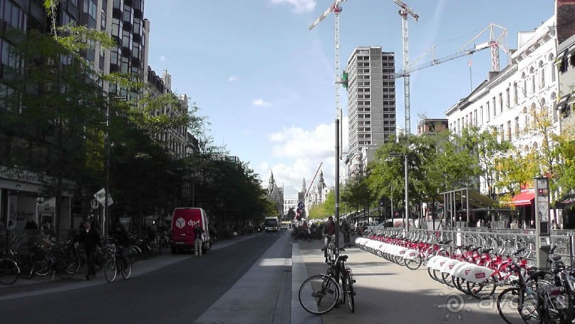 Антверпен, Бельгия. «Гулять, так гулять!». 6 часов, 6 часов - это много или мало?