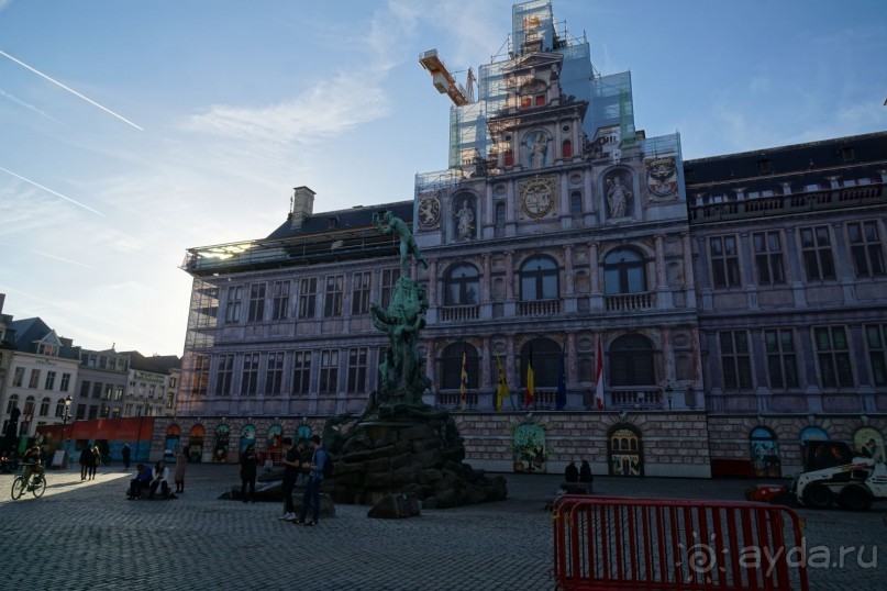 Антверпен, Бельгия. «Гулять, так гулять!». 6 часов, 6 часов - это много или мало?