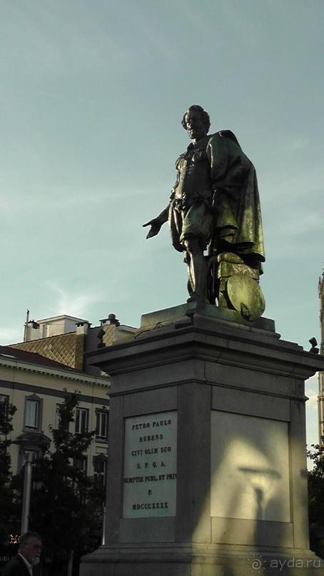 Антверпен, Бельгия. «Гулять, так гулять!». 6 часов, 6 часов - это много или мало?