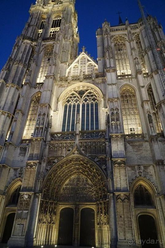 Антверпен, Бельгия. «Гулять, так гулять!». 6 часов, 6 часов - это много или мало?