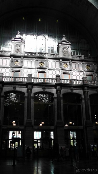 Антверпен, Бельгия. «Гулять, так гулять!». 6 часов, 6 часов - это много или мало?