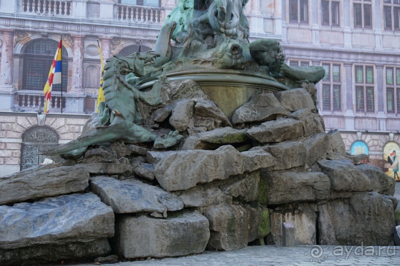 Антверпен, Бельгия. «Гулять, так гулять!». 6 часов, 6 часов - это много или мало?