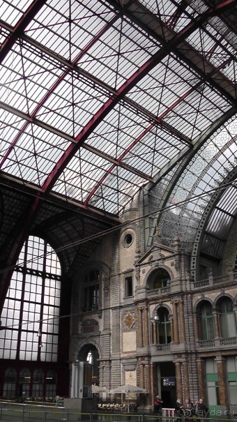 Антверпен, Бельгия. «Гулять, так гулять!». 6 часов, 6 часов - это много или мало?