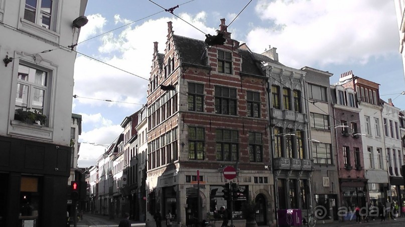 Антверпен, Бельгия. «Гулять, так гулять!». 6 часов, 6 часов - это много или мало?