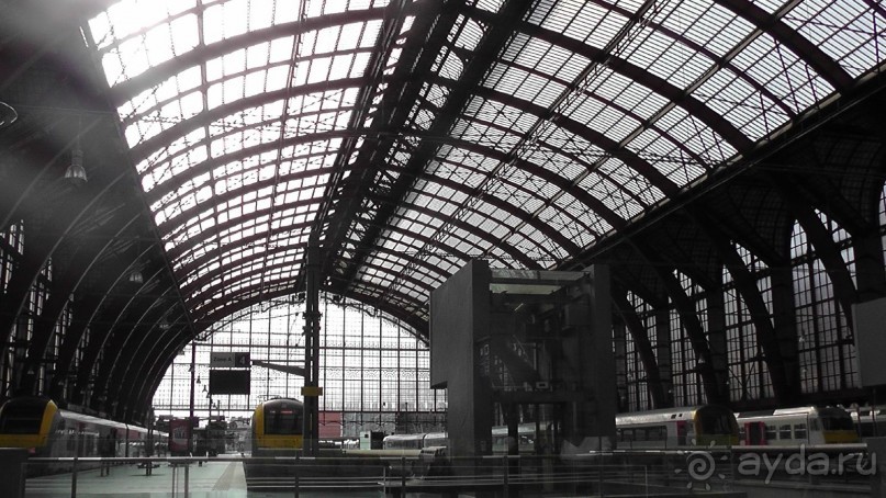 Антверпен, Бельгия. «Гулять, так гулять!». 6 часов, 6 часов - это много или мало?