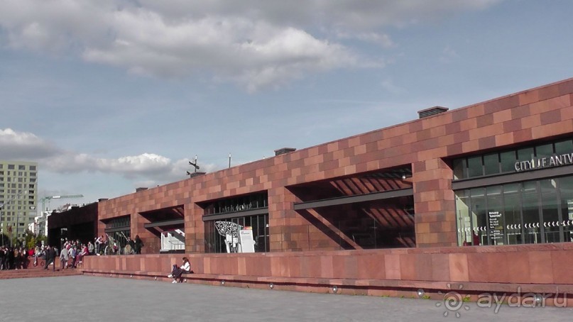 Антверпен, Бельгия. «Гулять, так гулять!». 6 часов, 6 часов - это много или мало?