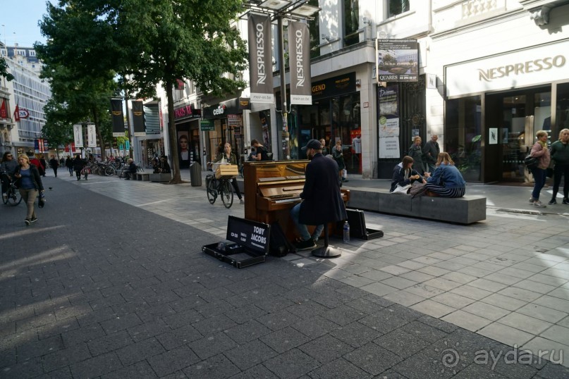 Антверпен, Бельгия. «Гулять, так гулять!». 6 часов, 6 часов - это много или мало?