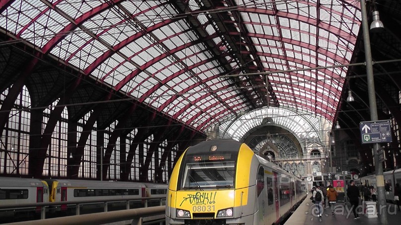 Антверпен, Бельгия. «Гулять, так гулять!». 6 часов, 6 часов - это много или мало?