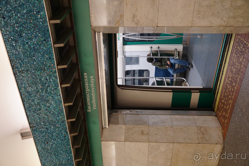 Санкт-Петербург, Россия. Ленинградское метро.