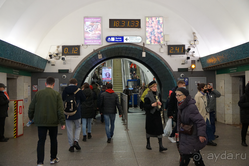 Санкт-Петербург, Россия. Ленинградское метро.