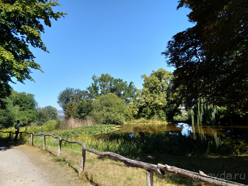 Тюрингия, Германия. Усадьба Бельведер «прелестного лебедя в Веймаре.