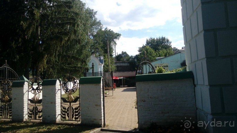 Альбом отзыва "Корсунь-Шевченковский. Дворец и парк последнего принца Речи Посполитой."