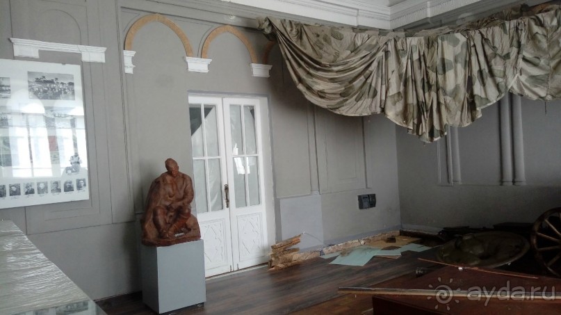 Альбом отзыва "Корсунь-Шевченковский. Дворец и парк последнего принца Речи Посполитой."