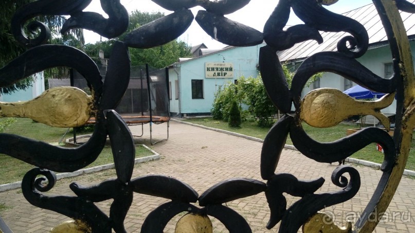 Корсунь-Шевченковский. Дворец и парк последнего принца Речи Посполитой.