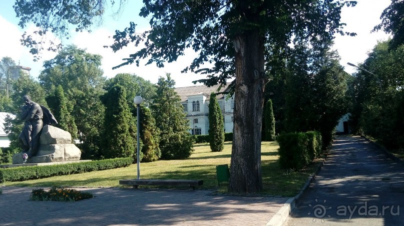 Корсунь-Шевченковский. Дворец и парк последнего принца Речи Посполитой.