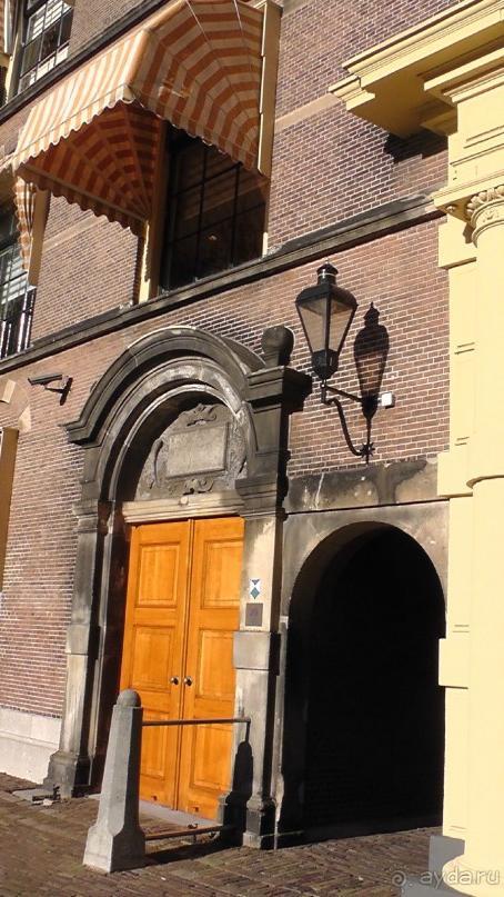 Гаага, Бельгия. «Гулять, так гулять!». Русский флер Гааги.