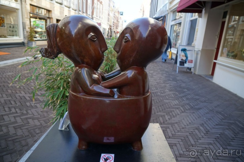 Гаага, Бельгия. «Гулять, так гулять!». Русский флер Гааги.