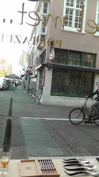 Гаага, Бельгия. «Гулять, так гулять!». Русский флер Гааги.