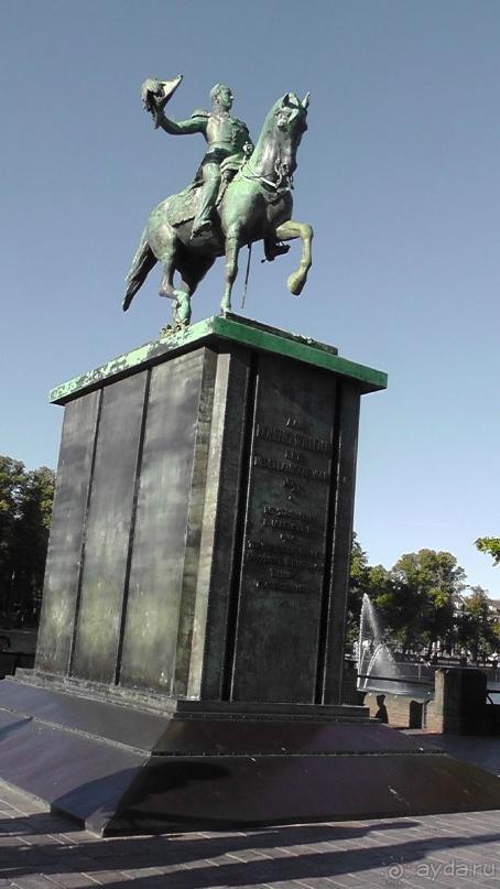 Гаага, Бельгия. «Гулять, так гулять!». Русский флер Гааги.