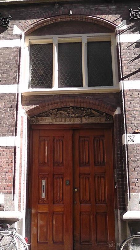 Гаага, Бельгия. «Гулять, так гулять!». Русский флер Гааги.