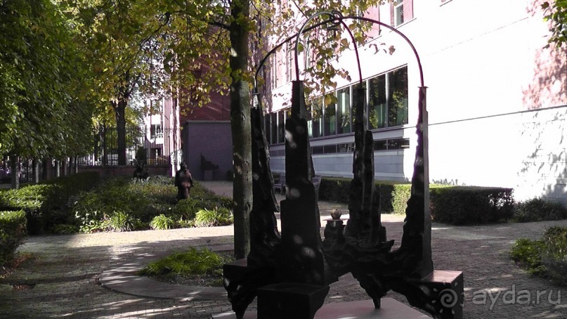 Гаага, Бельгия. «Гулять, так гулять!». Русский флер Гааги.