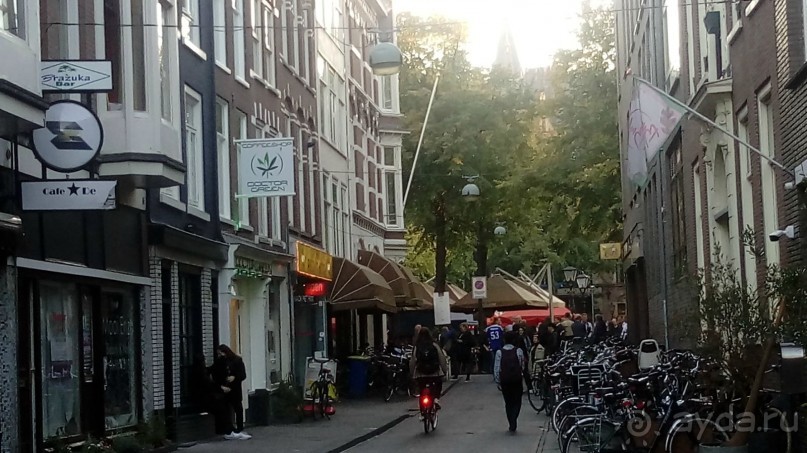 Гаага, Бельгия. «Гулять, так гулять!». Русский флер Гааги.