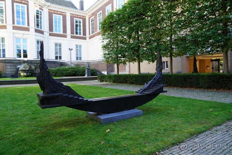 Гаага, Бельгия. «Гулять, так гулять!». Русский флер Гааги.