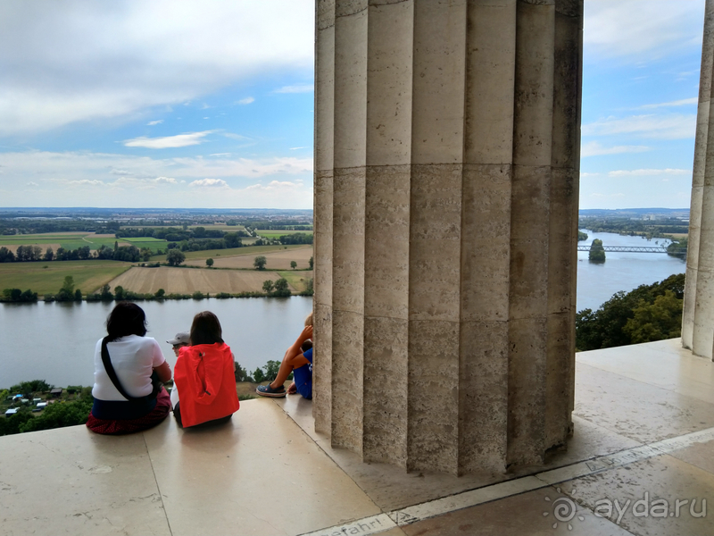 Бавария, Германия. Пантеон Вальхалла около Регенсбурга.