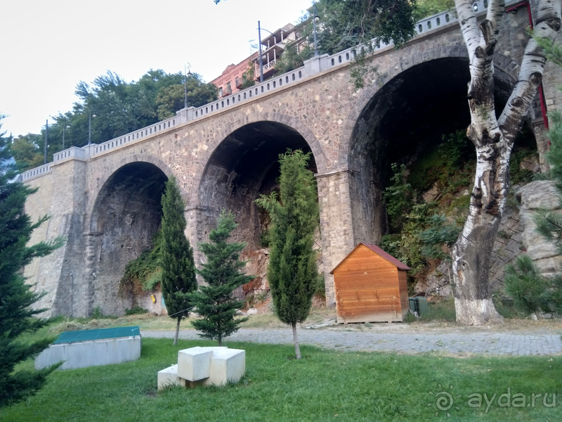 Грузия, Тбилиси. Попала в Грузию в карантин и я попала… Авлабар, парк Рике.