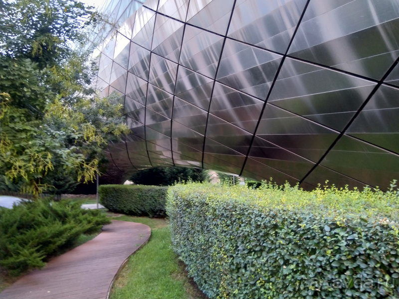 Грузия, Тбилиси. Попала в Грузию в карантин и я попала… Авлабар, парк Рике.