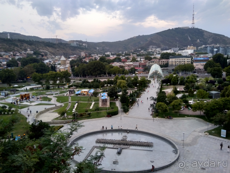 Грузия, Тбилиси. Попала в Грузию в карантин и я попала… Авлабар, парк Рике.