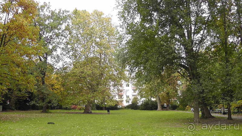   Берлин, Германия. Район Шарлоттенбург.