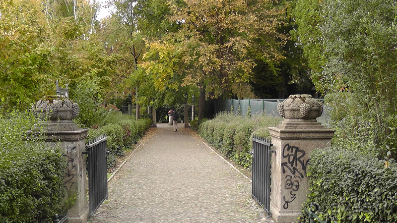   Берлин, Германия. Район Шарлоттенбург.