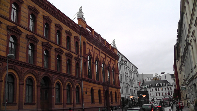 Альбом истории "Берлин, Германия. Центр, которого нет - Часть II. "