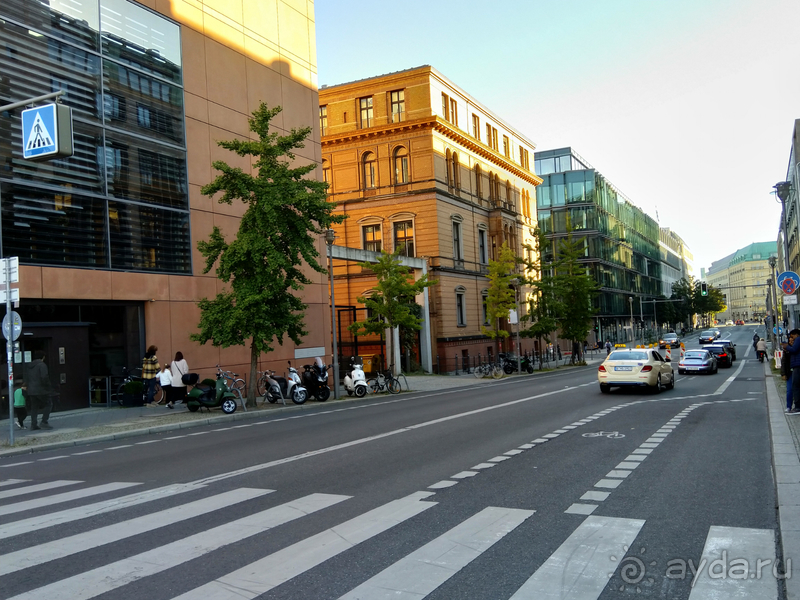 Альбом истории "Берлин, Германия. Центр, которого нет - Часть II. "