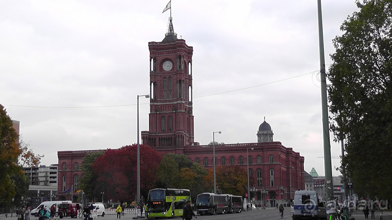 Альбом истории "Берлин, Германия. Центр, которого нет - Часть II. "