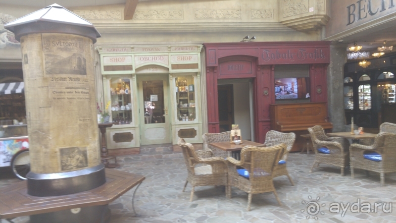 Карловы Вары, Чехия. Транспорт, «бехеревка» и курортные сувениры.