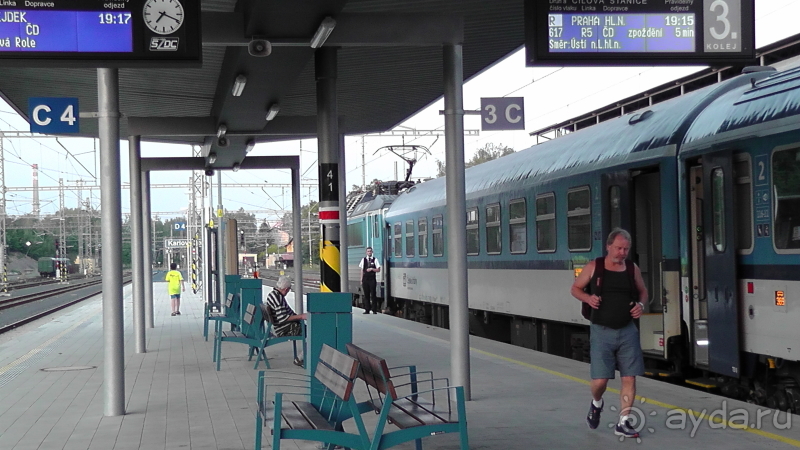 Карловы Вары, Чехия. Транспорт, «бехеревка» и курортные сувениры.