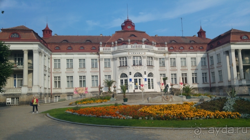 Карловы Вары, Чехия. Транспорт, «бехеревка» и курортные сувениры.